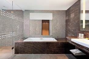 Le Meridien Dhaka