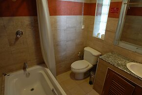 Myanmar Life Hotel