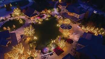 Village Hotel on Biltmore Estate