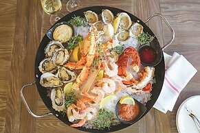 Village Hotel on Biltmore Estate