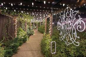 Village Hotel on Biltmore Estate