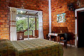 Los Huingos Eco Lodge