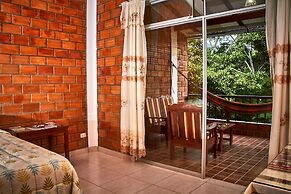 Los Huingos Eco Lodge