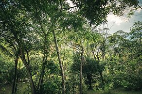 Los Huingos Eco Lodge