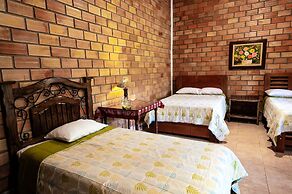Los Huingos Eco Lodge