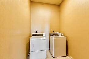 Cobblestone Inn & Suites - Waverly