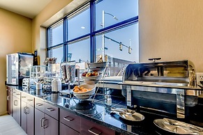 Cobblestone Inn & Suites - Waverly