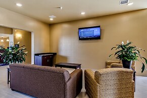 Cobblestone Inn & Suites - Waverly