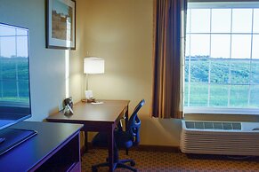 Cobblestone Inn & Suites - Winterset, IA