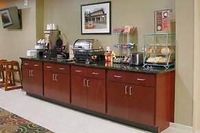 Cobblestone Inn & Suites - Winterset, IA