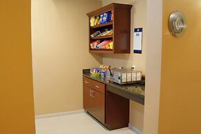 Cobblestone Inn & Suites - Winterset, IA