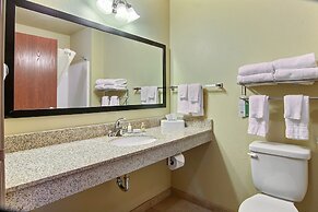 Cobblestone Inn & Suites - Winterset, IA
