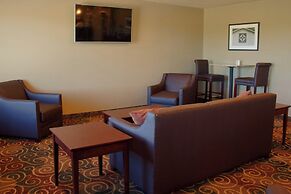 Cobblestone Inn & Suites - Winterset, IA