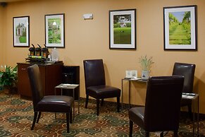 Cobblestone Inn & Suites - Winterset, IA