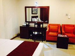 Mirage Colombo Hotel