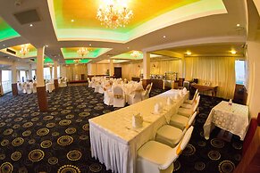 Mirage Colombo Hotel