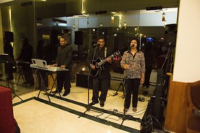 Mirage Colombo Hotel