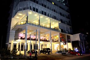 Mirage Colombo Hotel