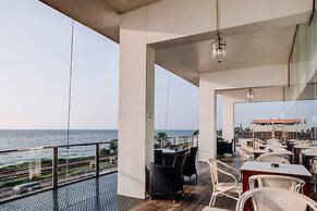 Mirage Colombo Hotel