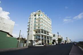 Mirage Colombo Hotel