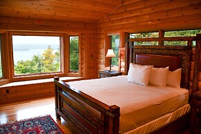 Solbakken Resort On Superior