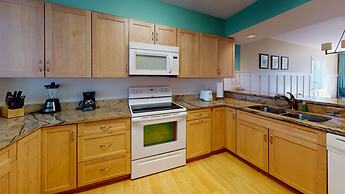 Breezeway Boutique Hotel