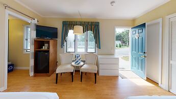 Breezeway Boutique Hotel