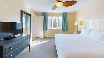 Breezeway Boutique Hotel