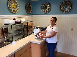 Breezeway Boutique Hotel