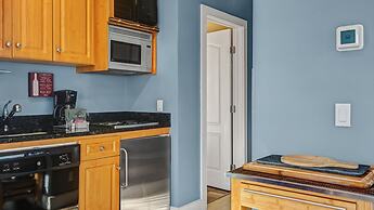 Cliffside Resort Condominiums