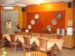 New Siliwangi Hotel & Restaurant