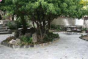 Hotel les Glycines