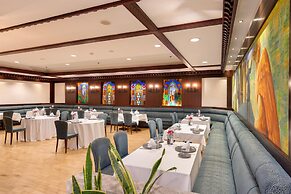 Xanadu Resort Hotel - High Class