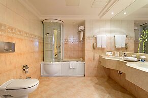 Xanadu Resort Hotel - High Class