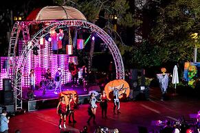 Xanadu Resort Hotel - High Class