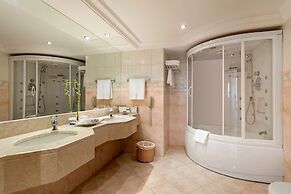 Xanadu Resort Hotel - High Class