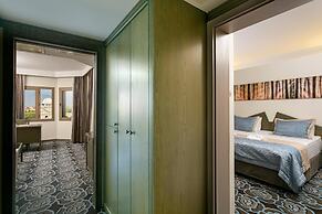 Xanadu Resort Hotel - High Class
