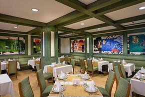 Xanadu Resort Hotel - High Class