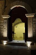 Edificio 15 House Elite