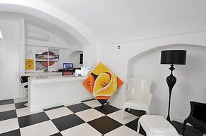 Edificio 15 House Elite