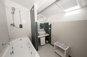 Edificio 15 House Elite