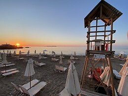 Blue Aegean Hotel & Suites