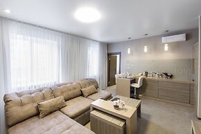Kamarooms Business Hotel & Spa