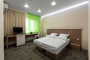 Kamarooms Business Hotel & Spa