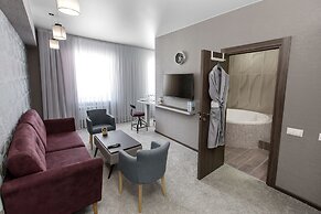 Kamarooms Business Hotel & Spa
