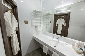 Kamarooms Business Hotel & Spa
