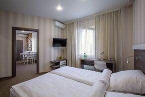 Kamarooms Business Hotel & Spa