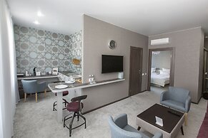 Kamarooms Business Hotel & Spa