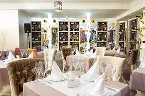 Kamarooms Business Hotel & Spa