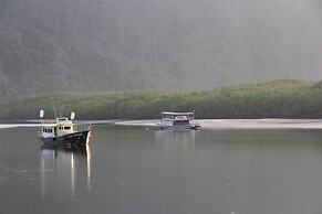 Thalane Palm Paradise Resort